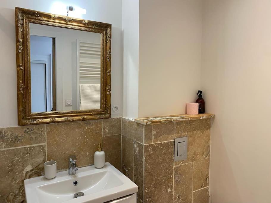 Charleville-Mézières Appartement De Charme En Hyper-Centre מראה חיצוני תמונה